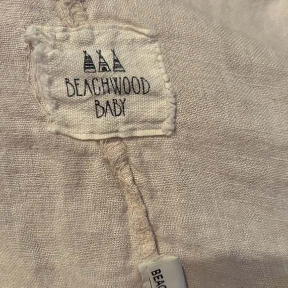 The Linen Jumpsuit - Picture 4 of 5